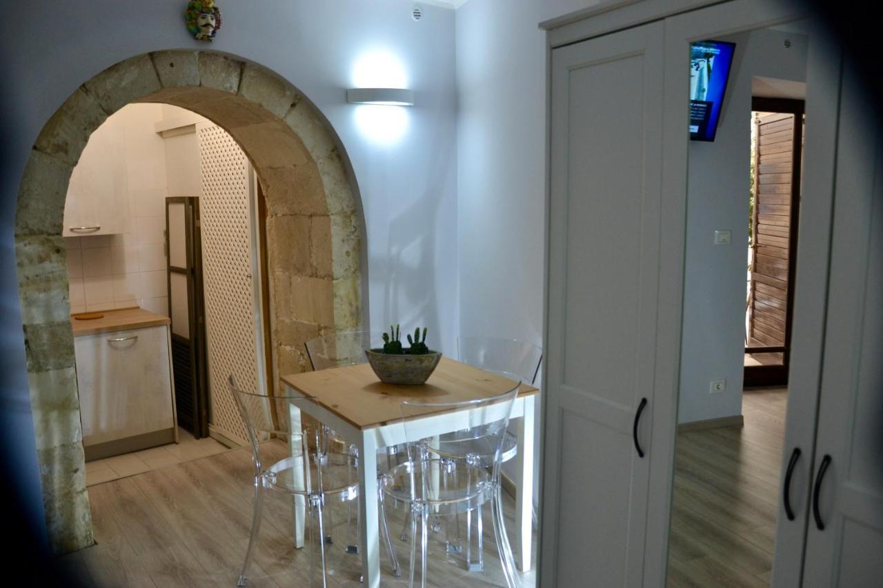 Ortys Casa Vacanze Syracuse Buitenkant foto